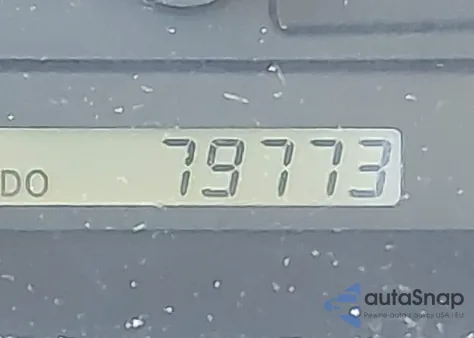 2003 Toyota Camry Le z USA, uszkodzony, nr VIN 4T1BE32K13U750705